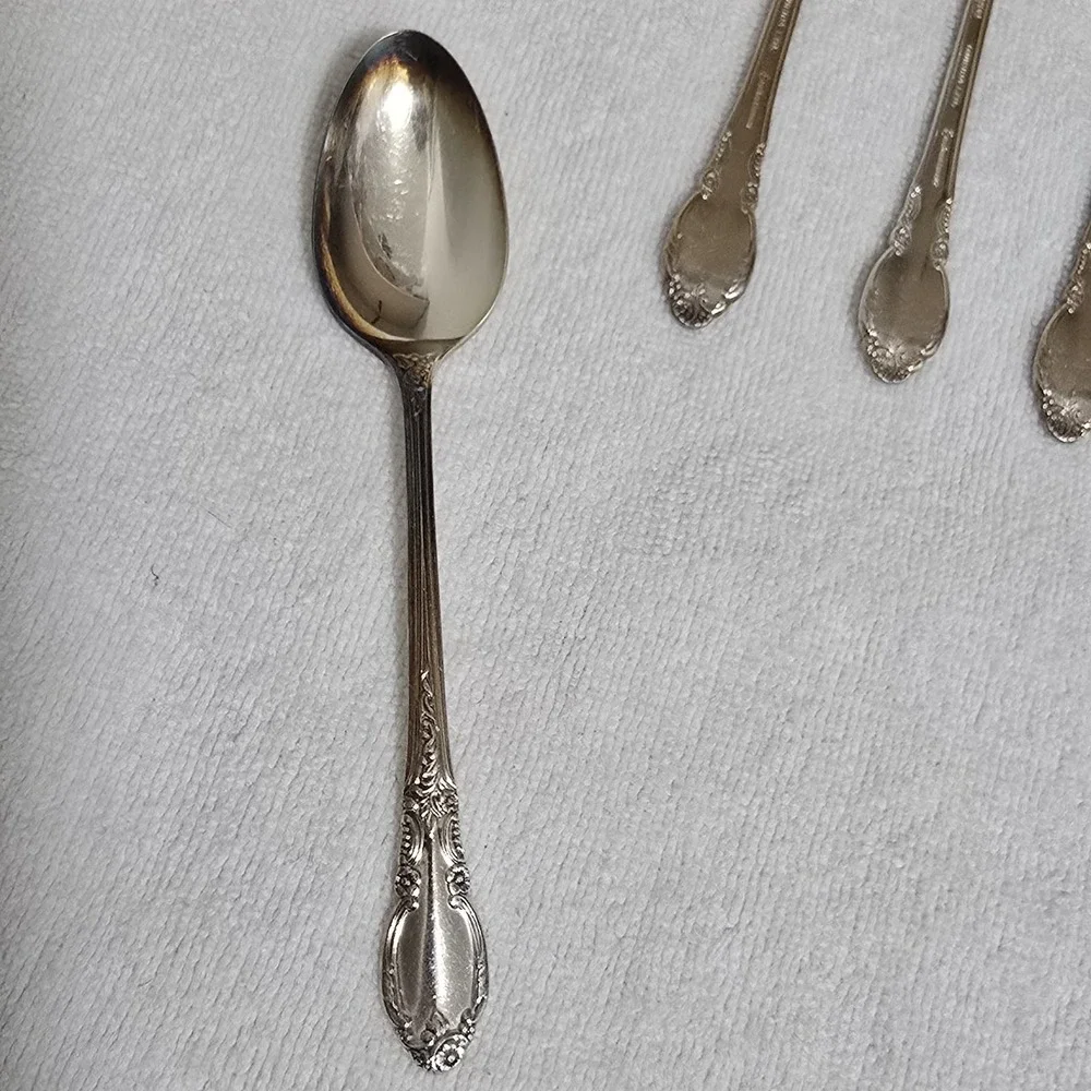 Oneida 1881 Rogers Enchantment Serving Utensils Silver Plate LondonTown 13 Pcs